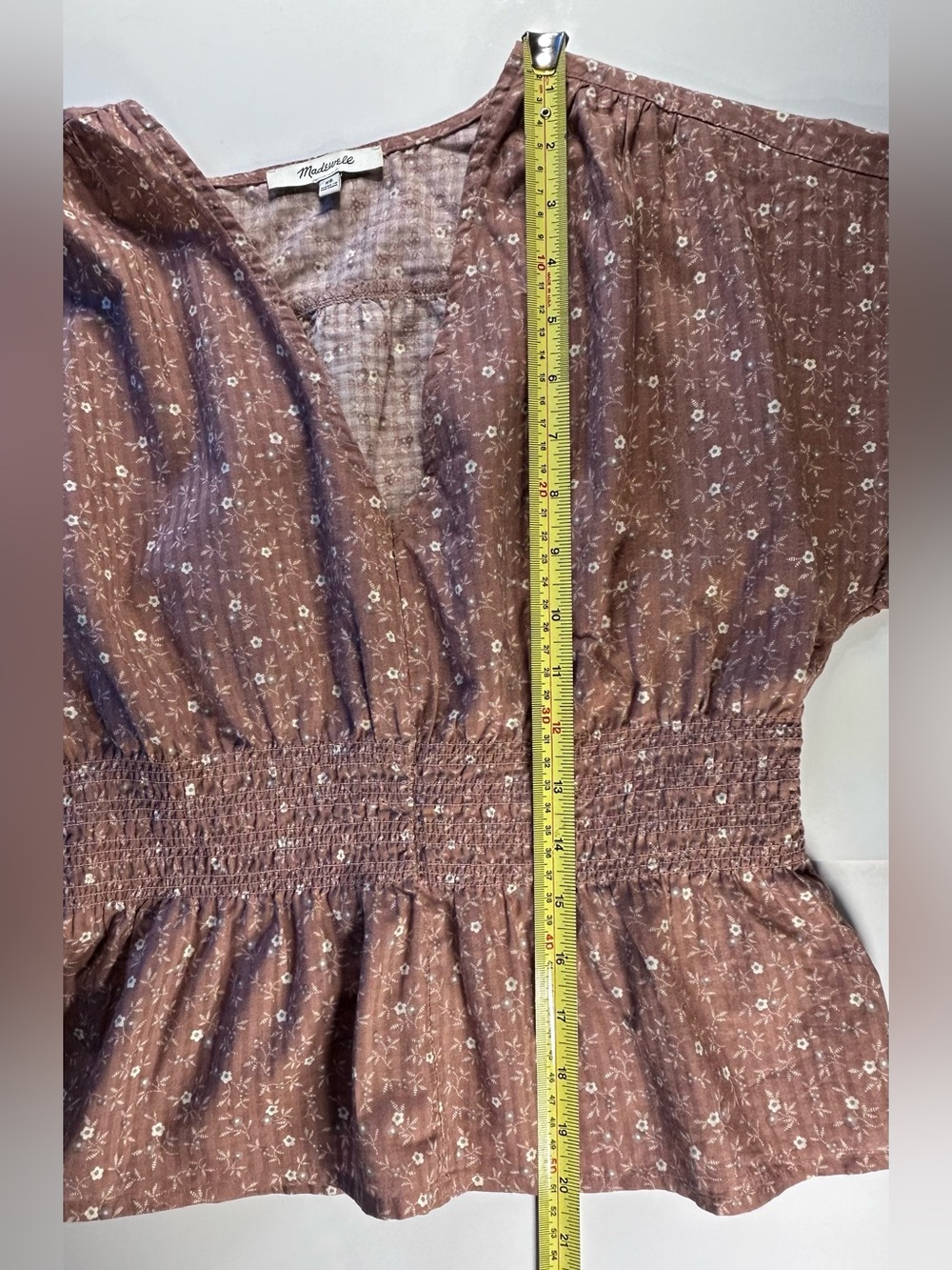 Madewell V-Neck Smocked-Waist Top Daisy Stitch Faded Mauve Floral XS - Picture 10 of 10